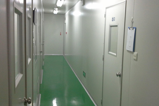 Clean area corridor