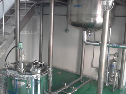 Clean-zone-centrifuge